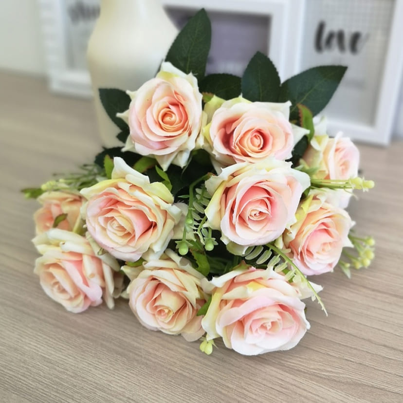 Искусственные цветы в Сочи | Цветы искусственные «Розы острые», розовато-молочные, букет